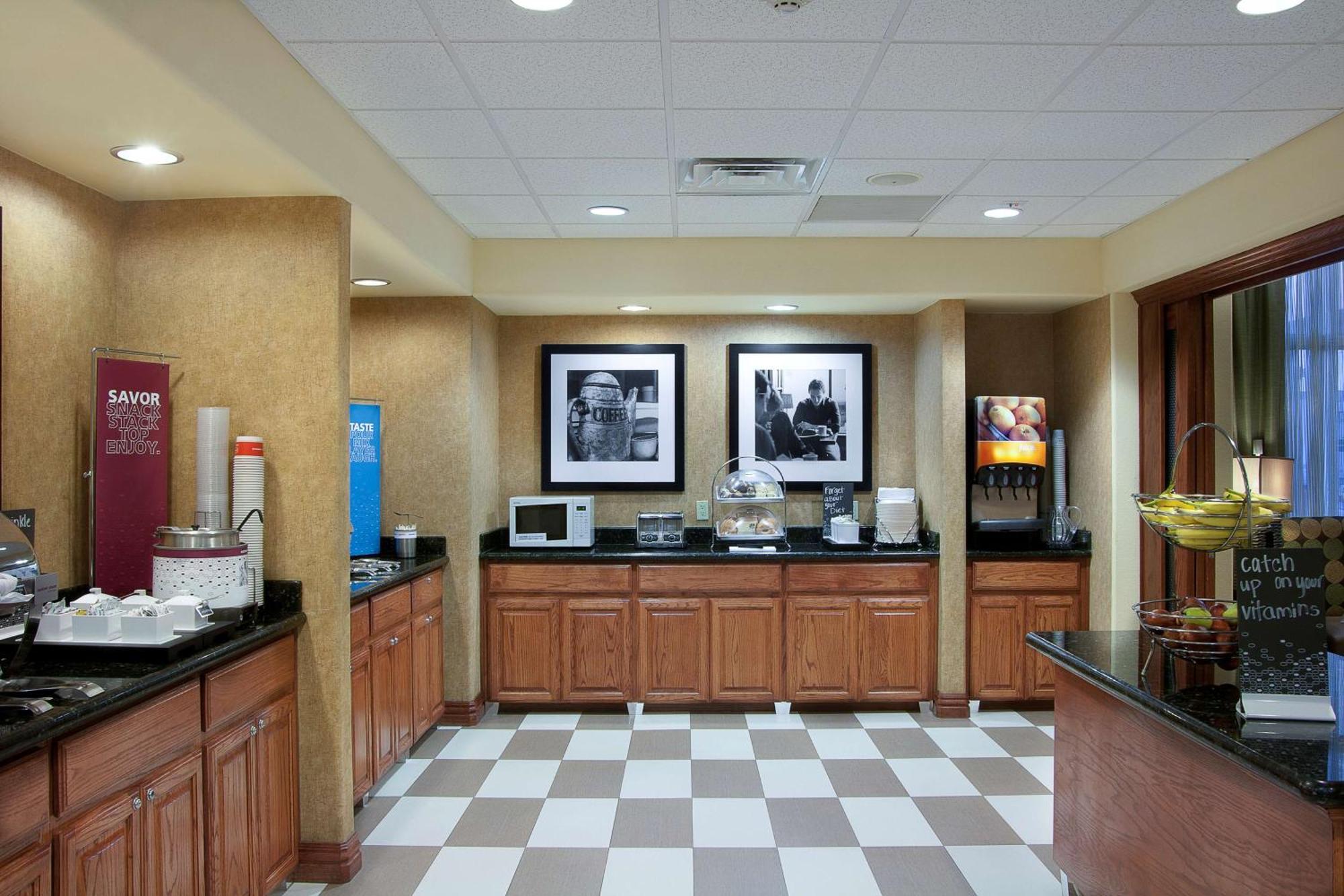 Hampton Inn And Suites-Brownsville Exterior foto
